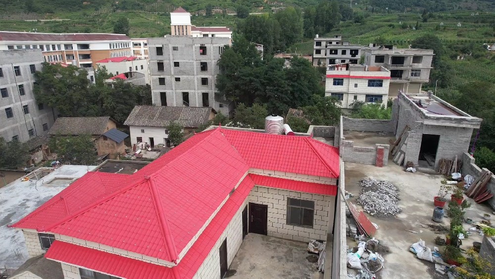 別墅瓦哪種好？樹脂瓦為您打造舒適宜居的別墅屋頂